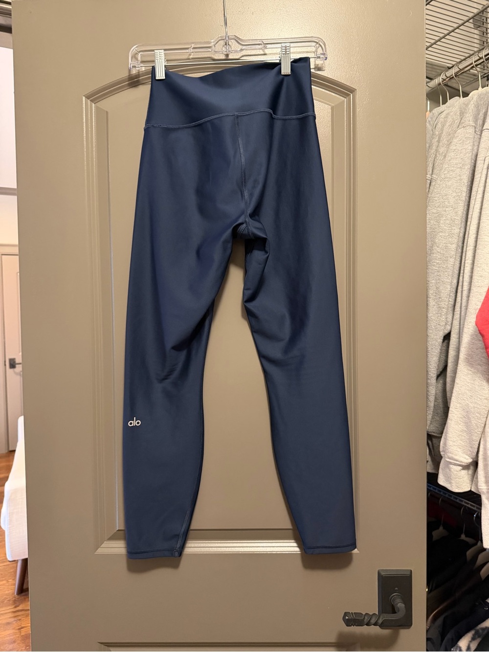 ALO Navy Set L Sports bra M Leggings - Picture 5 of 5